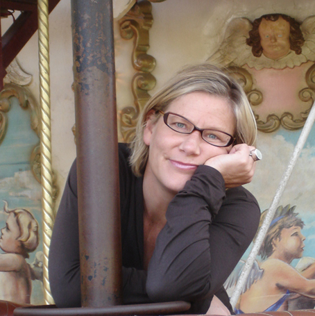 Kristin designs everything for retail:  Store fixtures, POP, Trade Show booths and window displays. She works all across New England including Boston, New York and Providence. 